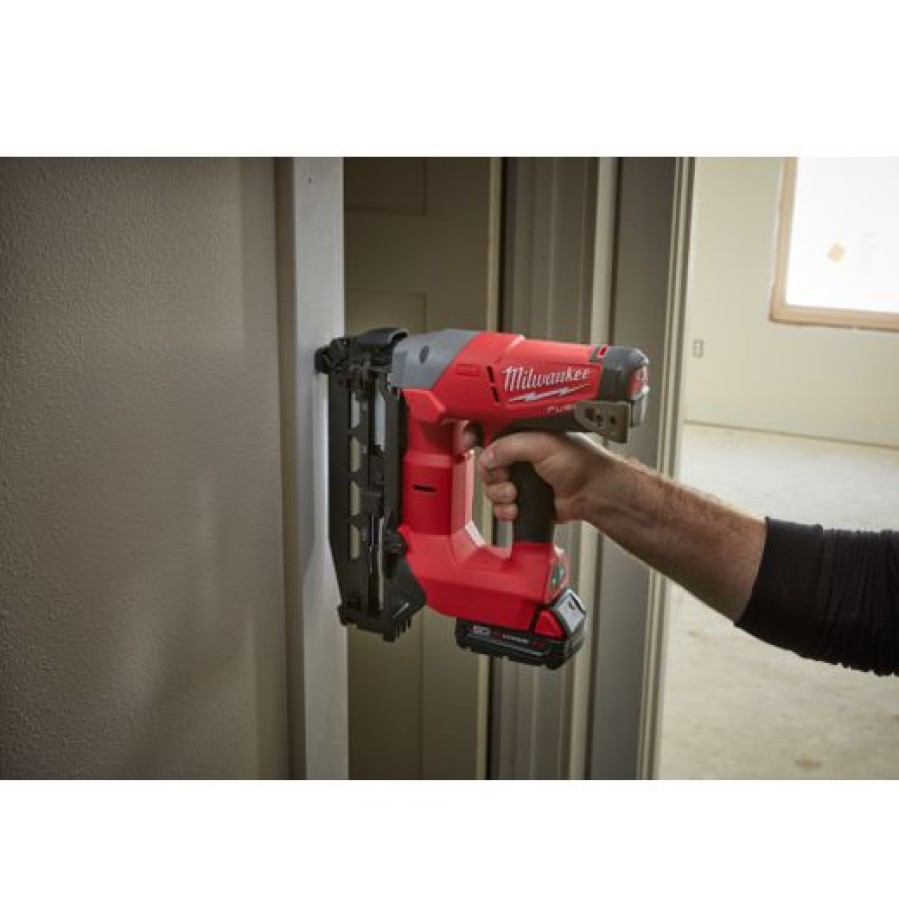 Cordless * | Milwaukee 2741-20 M18 Fuel Finish Nailer (Tool Only)